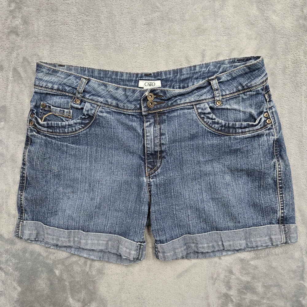 Cato Womens Blue Denim Cuffed Shorts Size 12 Medium Wash Double Button Stretch